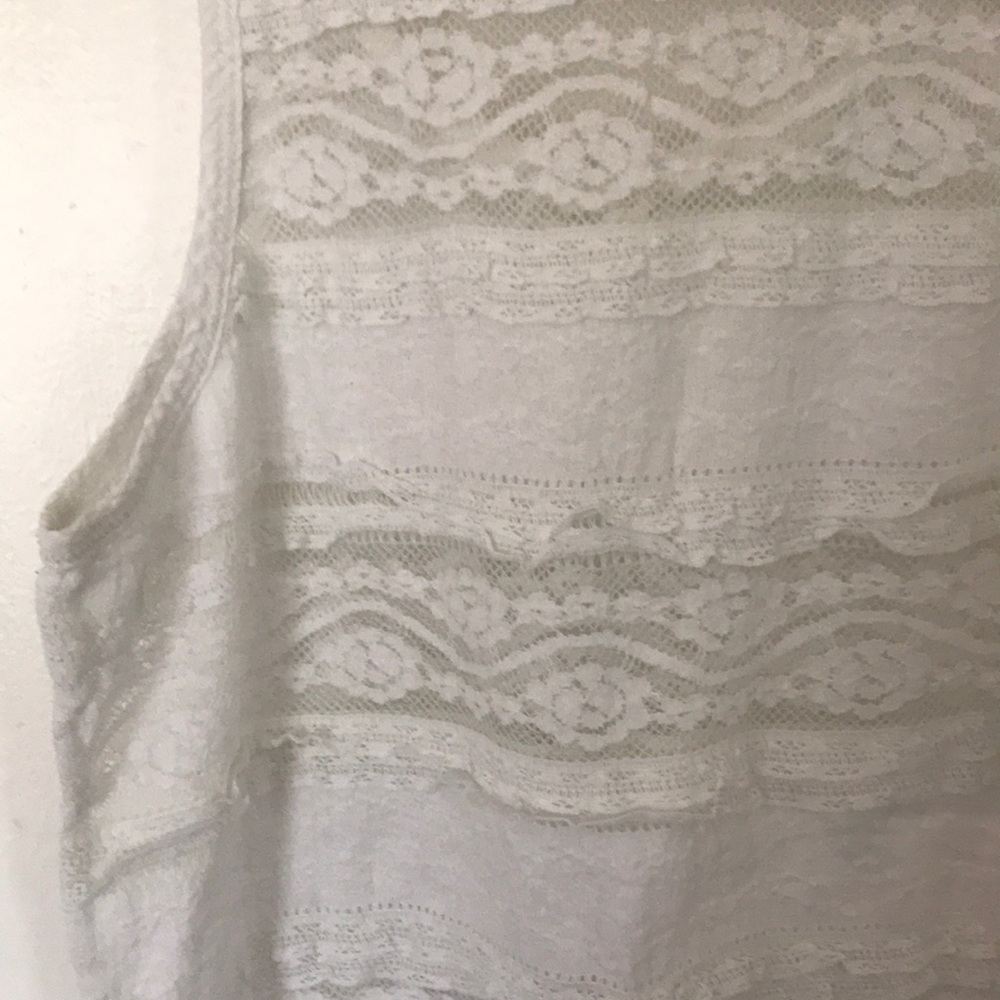 Lace Tank Top - Picture 4 of 4